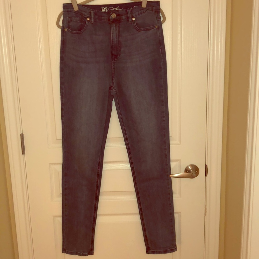 Medium Wash Skinny Jeans